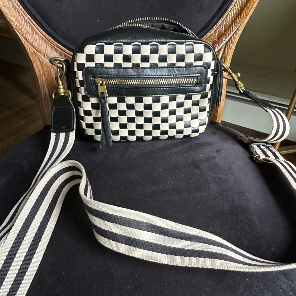 Universal Thread Black and White checkered crossbody Bag